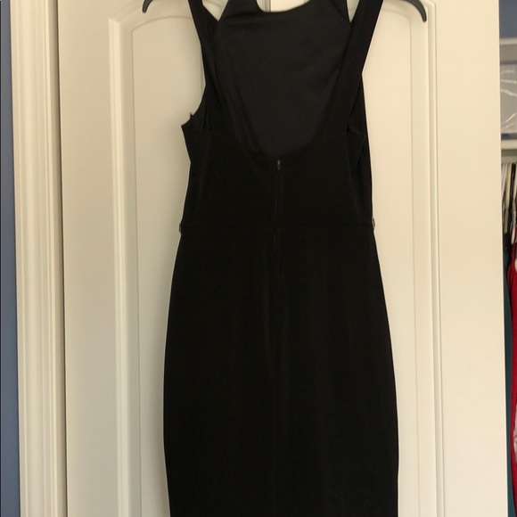 Short Formal dress, choker collar and open back! - Picture 3 of 5